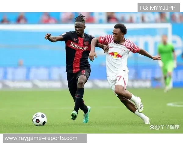 莱比锡逆转波尔图全场沸腾战术解析与精彩瞬间回顾