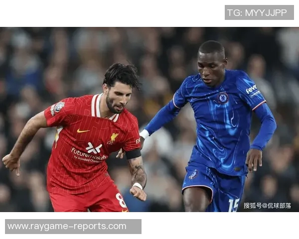 世界杯激战巴萨与利物浦1比1平绝杀瞬间引发争议判罚全场沸腾