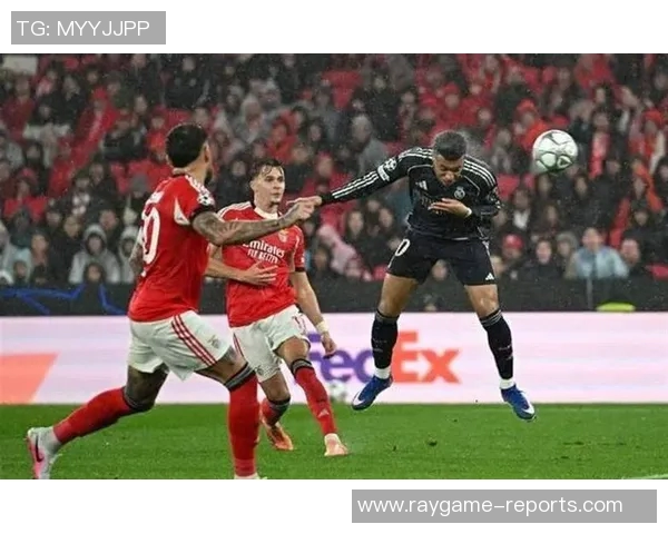 中超赛场惊现历史冷门本菲卡狂胜皇马6比2引发全场震动