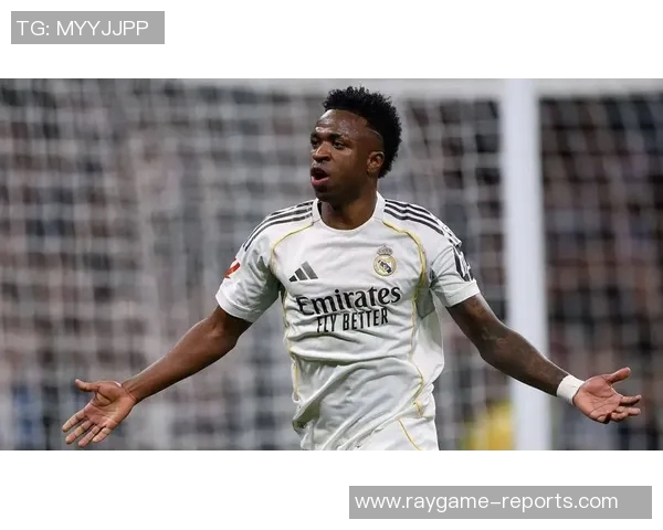 意甲激战皇马逆转多特蒙德红牌争议引发全场热议与转会传闻