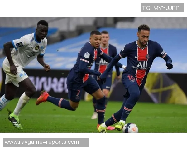 中超激战巴黎圣日耳曼大胜AC米兰6比2全场沸腾瞬间回顾